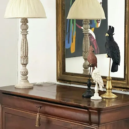 Stone House From 1776 With Large Park *