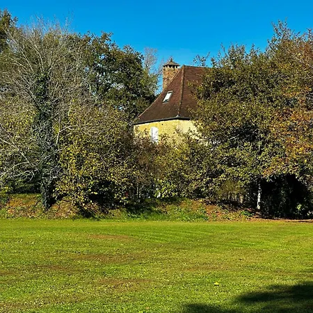 Hébergement de vacances Stone House From 1776 With Large Park *